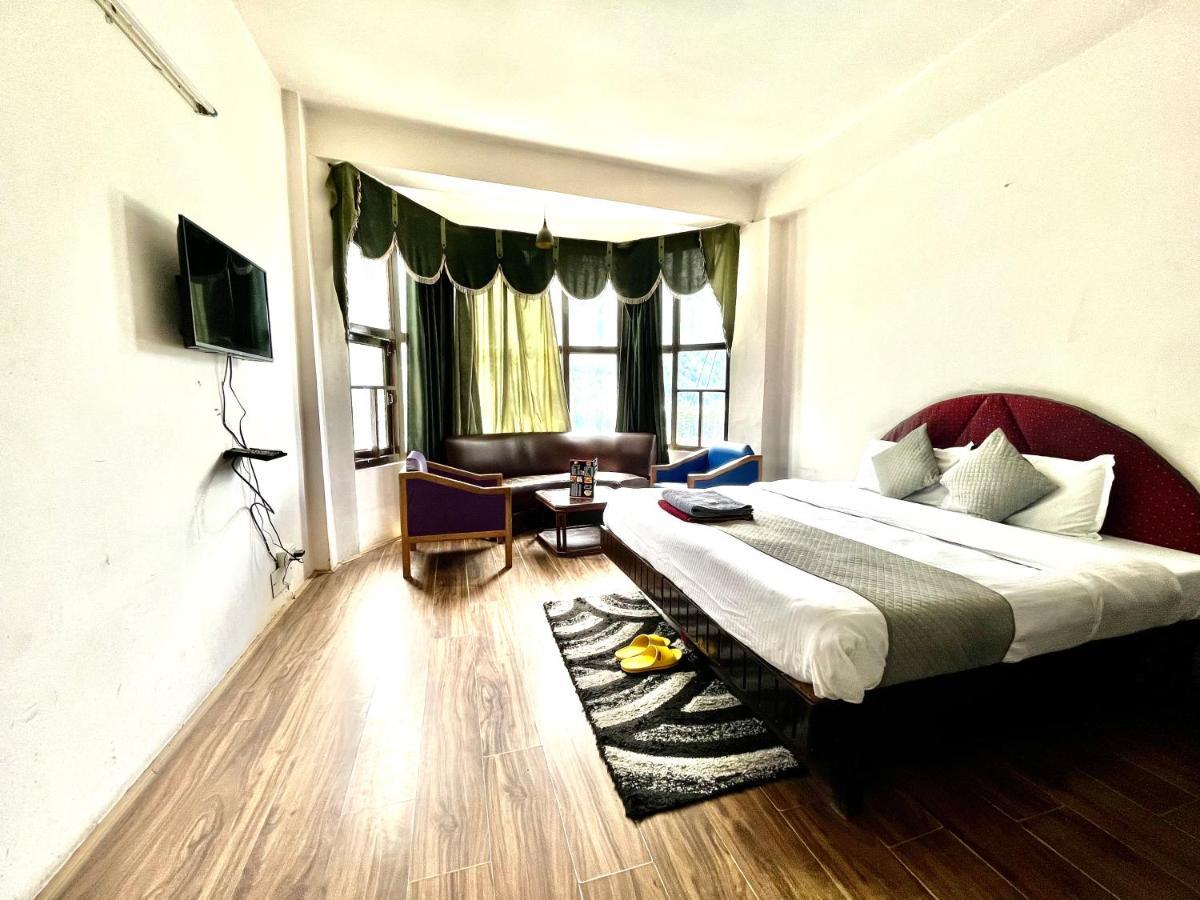 Hotel Hadimba - In City Center Manali  Ngoại thất bức ảnh