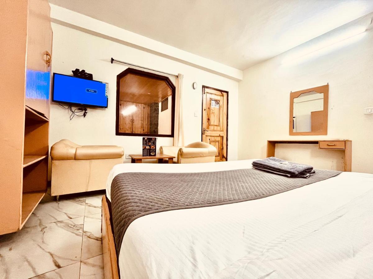 Hotel Hadimba - In City Center Manali  Ngoại thất bức ảnh
