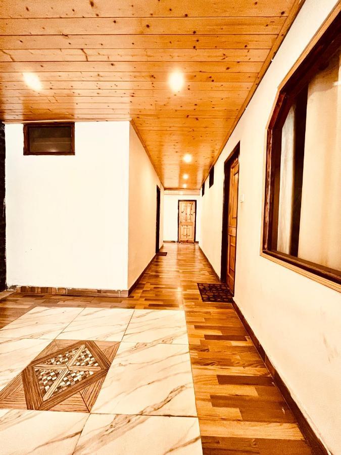 Hotel Hadimba - In City Center Manali  Ngoại thất bức ảnh