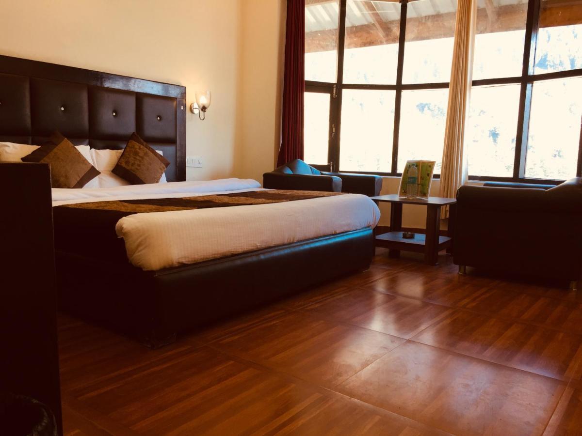 Hotel Hadimba - In City Center Manali  Ngoại thất bức ảnh