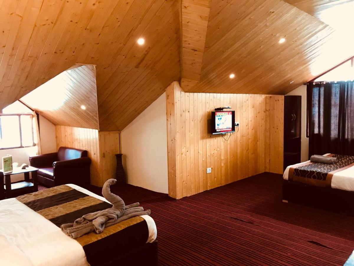 Hotel Hadimba - In City Center Manali  Ngoại thất bức ảnh